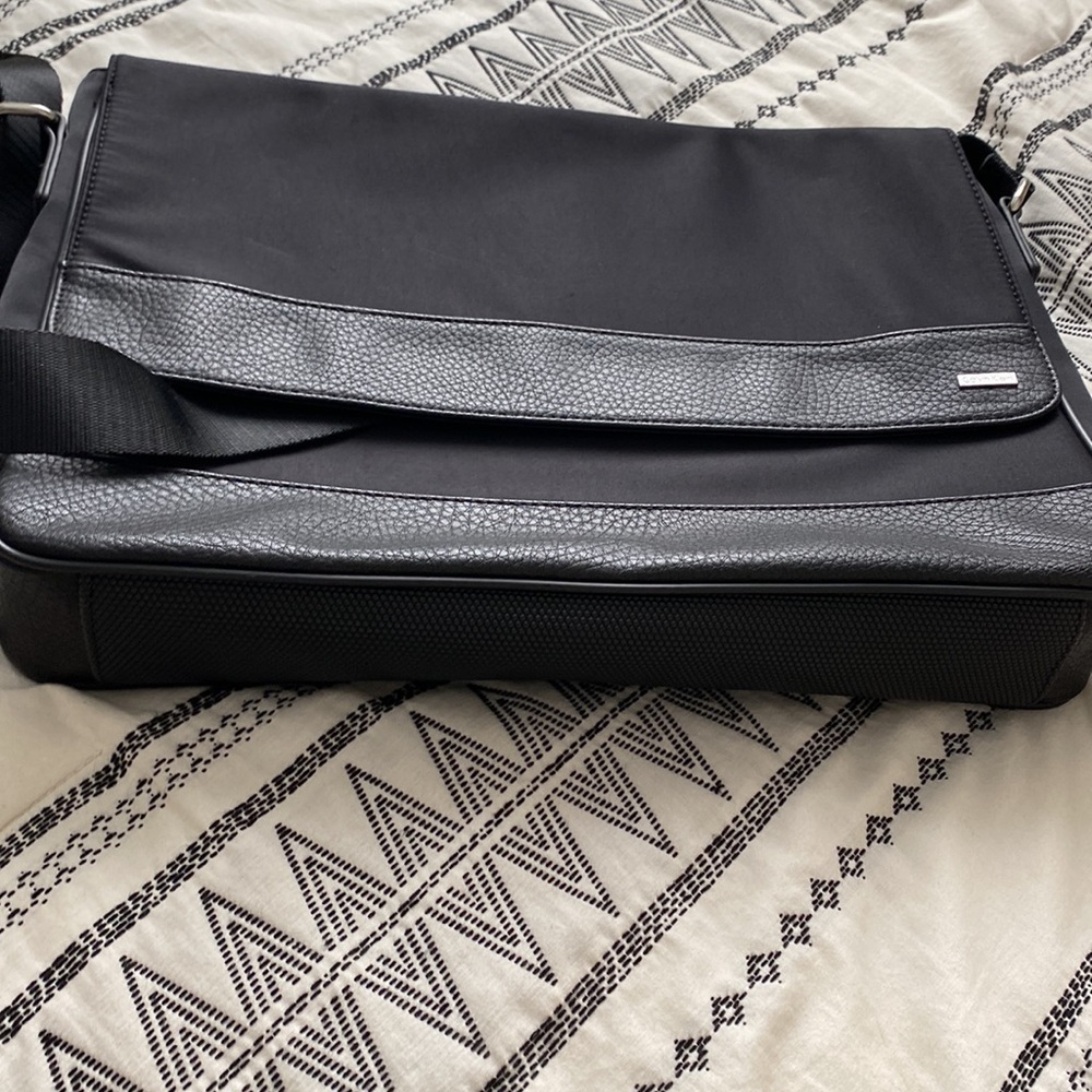 Calvin Klein Laptop/briefcase Bag - Picture 6 of 6
